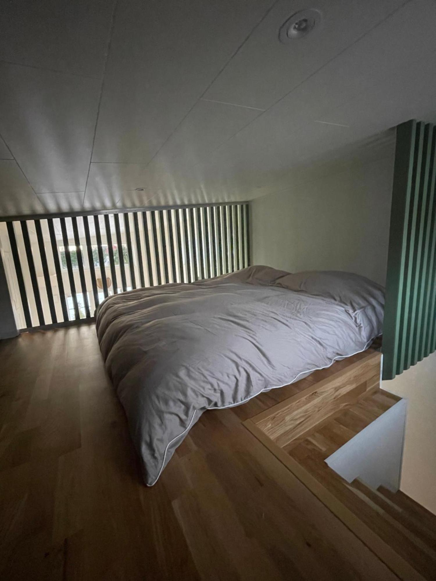 Ett Nytt Fraesch Hus Utanfoer Stockholm Naera Arlanda Villa Rosersberg Buitenkant foto